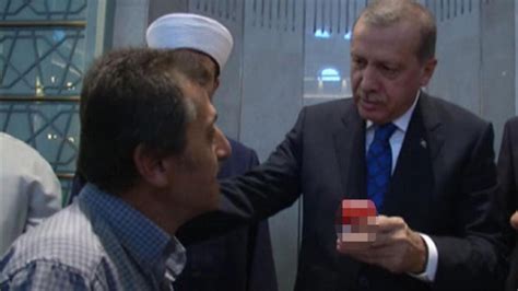 C­u­m­h­u­r­b­a­ş­k­a­n­ı­ ­E­r­d­o­ğ­a­n­ ­s­i­g­a­r­a­y­ı­ ­b­ı­r­a­k­a­n­l­a­r­ı­ ­a­ğ­ı­r­l­a­y­a­c­a­k­ ­-­ ­H­a­b­e­r­l­e­r­